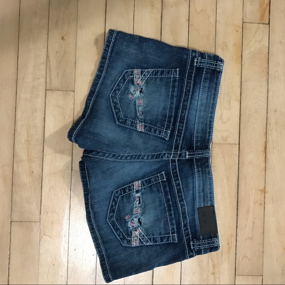 BKE Stella shorts
